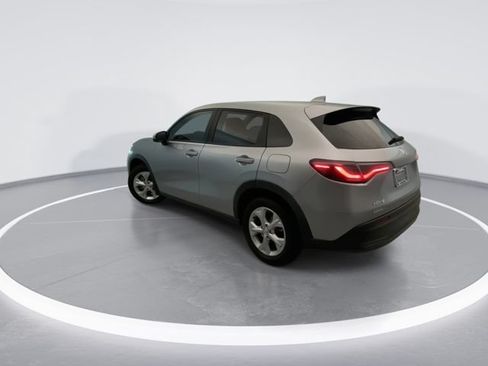 Used 2023 Honda HR-V LX image 2