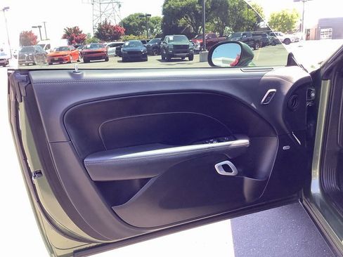 Used 2022 Dodge Challenger GT w/ Plus Package image 8