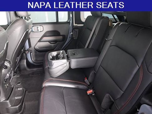 Used 2024 Jeep Wrangler Unlimited Rubicon image 23