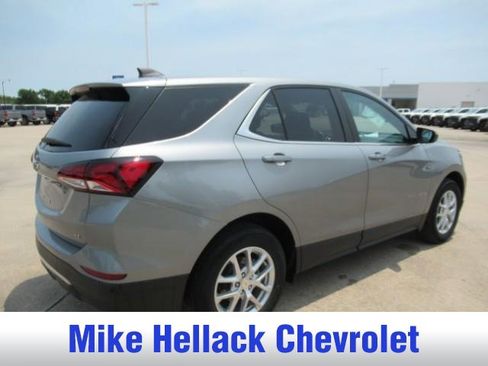 Used 2023 Chevrolet Equinox LT image 4