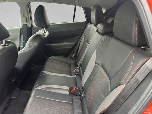 Used 2024 Subaru Crosstrek 2.5i Limited AWD/4WD image 12