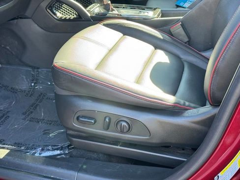 Used 2024 Chevrolet TrailBlazer RS image 24