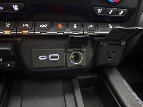 Used 2020 GMC Sierra 3500 Denali w/ Denali Ultimate Package image 50