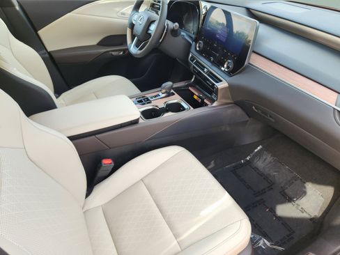 Used 2023 Lexus RX 350 Premium Plus w/ Accessory Package (K3) FWD image 7