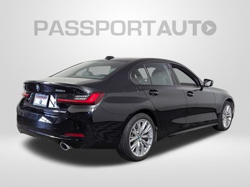 Used 2023 BMW 330i xDrive Sedan w/ Premium Package AWD/4WD image 7