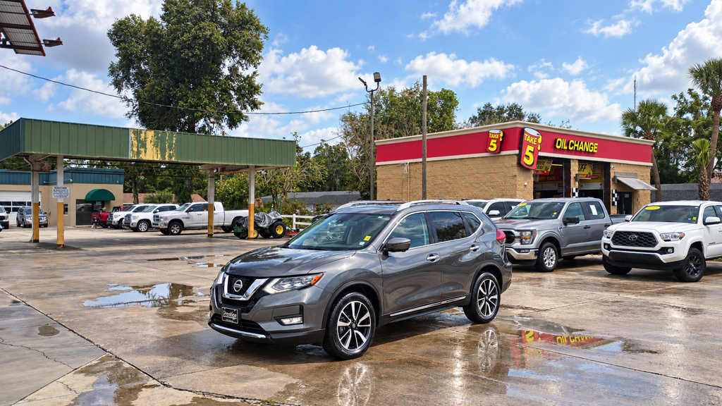 Used 2017 Nissan Rogue SL w/ SL Premium Package AWD/4WD image 34