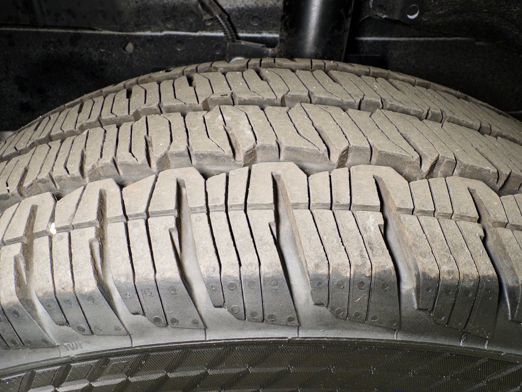 Used 2024 Ford E-Transit Low Roof RWD image 34