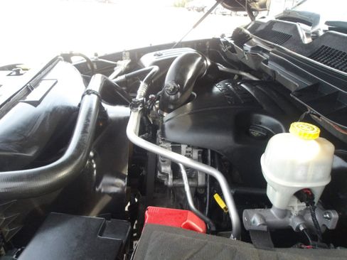 Used 2014 RAM 1500 Lone Star image 28