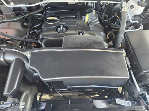 Used 2022 Chevrolet Colorado LT w/ Fleet Safety Package image 25