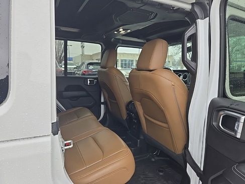 Used 2022 Jeep Wrangler Unlimited Sahara w/ Cold Weather Group image 21