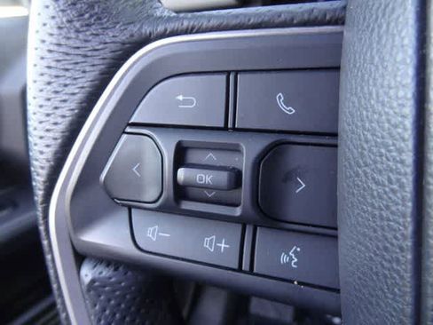 Used 2024 Toyota Tacoma TRD Off-Road AWD/4WD image 18