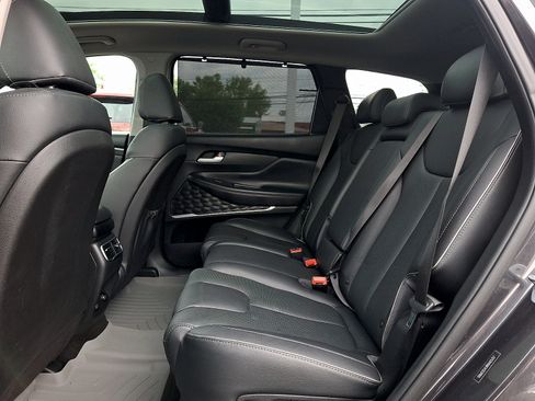 Used 2022 Hyundai Santa Fe SEL w/ Convenience + Premium Package AWD/4WD image 12