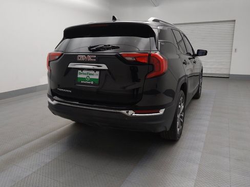 Used 2021 GMC Terrain SLT image 7