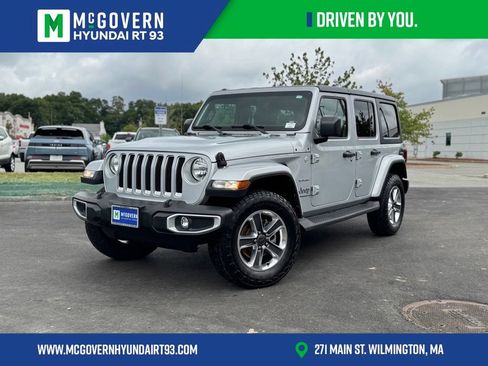 Used 2023 Jeep Wrangler Unlimited Sahara w/ Dual Top Group AWD/4WD image 1