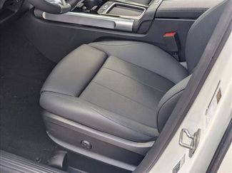 Used 2026 Mercedes-Benz GLB 250 video 3