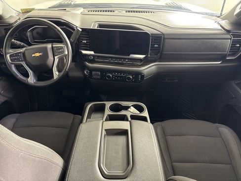 Used 2025 Chevrolet Silverado 2500 LT w/ Convenience Package AWD/4WD image 14
