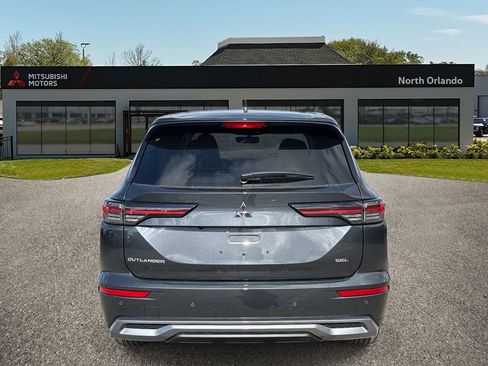 New 2026 Mitsubishi Outlander SEL image 5