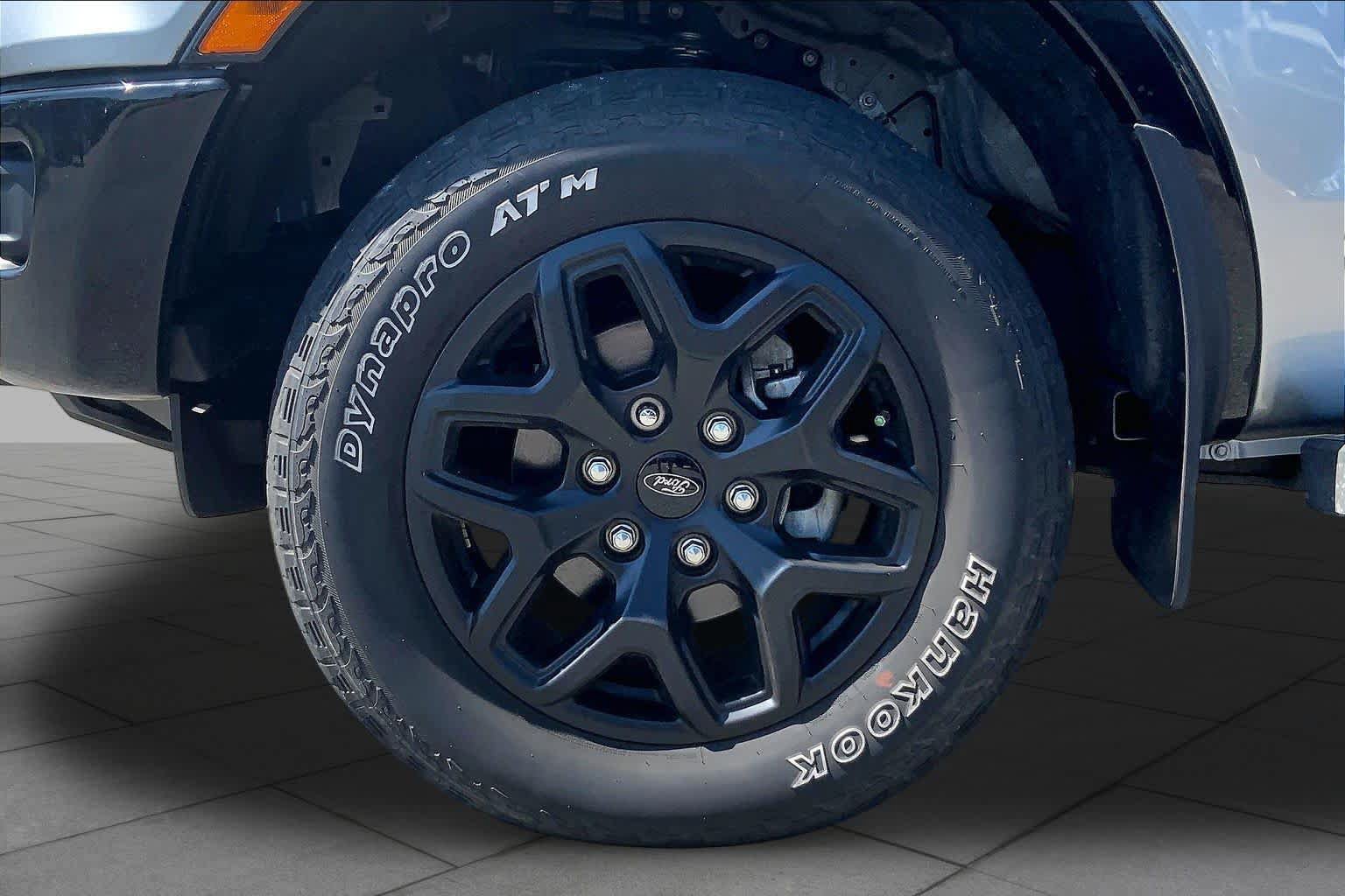 Used 2022 Ford Ranger XLT w/ Equipment Group 301A Mid AWD/4WD image 11