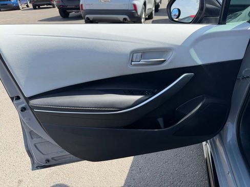 Used 2022 Toyota Corolla SE w/ Carpet Mat Package (TMS) image 11