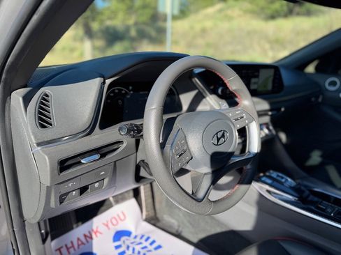 Used 2023 Hyundai Sonata SEL Plus image 16