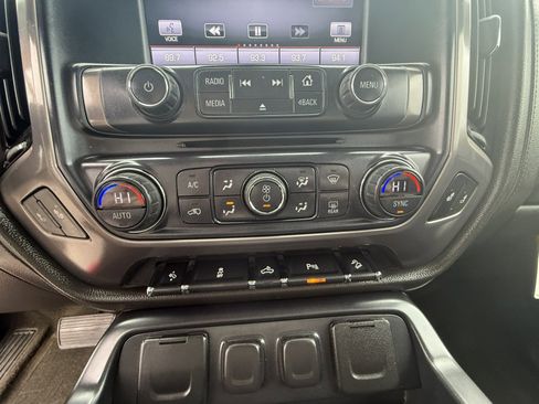 Used 2015 GMC Sierra 2500 SLT w/ All-Terrain HD Package image 18