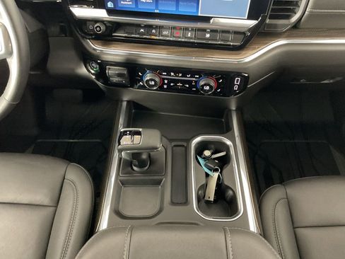 Used 2024 Chevrolet Silverado 1500 RST w/ Redline Edition AWD/4WD image 14