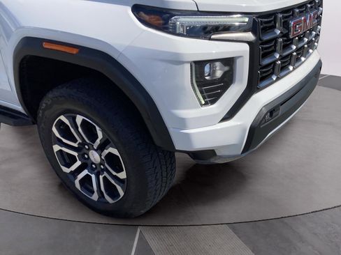 Used 2023 GMC Canyon AT4 w/ AT4 Premium Package image 5