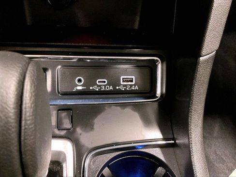 Used 2023 Subaru Ascent Limited AWD/4WD image 26