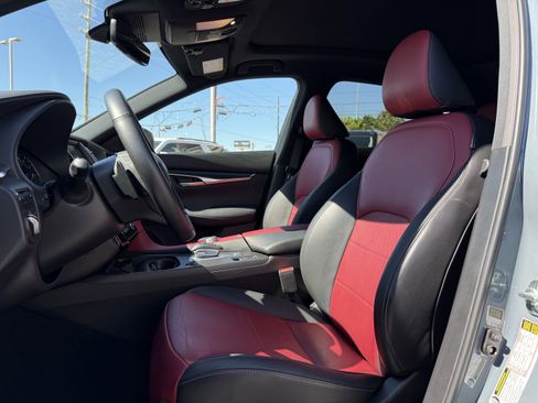 Used 2025 INFINITI QX50 Sport image 13