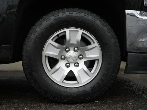 Used 2018 Chevrolet Silverado 1500 LT w/ All Star Edition image 12