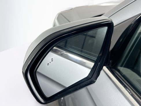 Used 2024 Ford Expedition Max XLT image 16