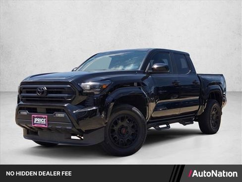 Used 2024 Toyota Tacoma SR5 AWD/4WD image 1