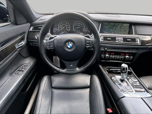 Used 2013 BMW 740i RWD image 5
