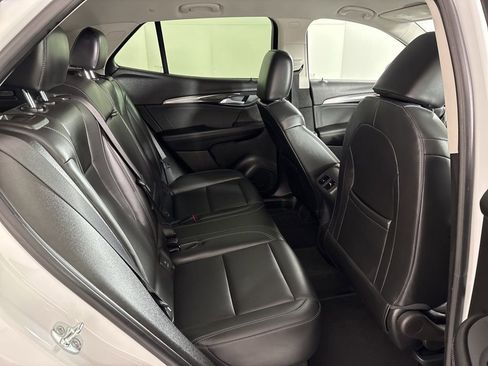 Used 2025 Buick Envision Preferred image 44