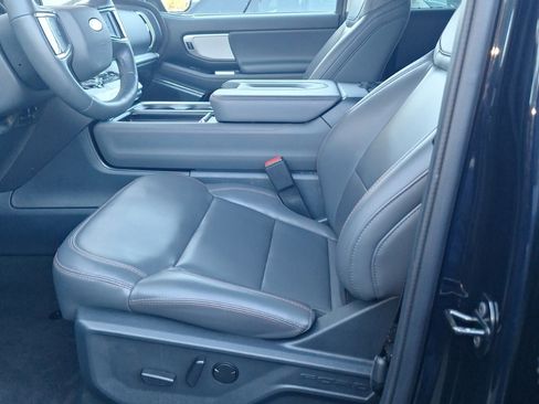 Used 2025 Ford Expedition Max Active image 8