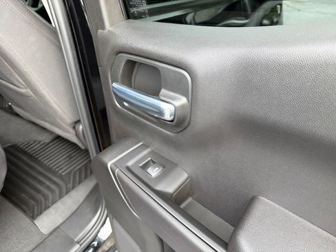 Used 2025 Chevrolet Silverado 1500 Custom RWD image 23