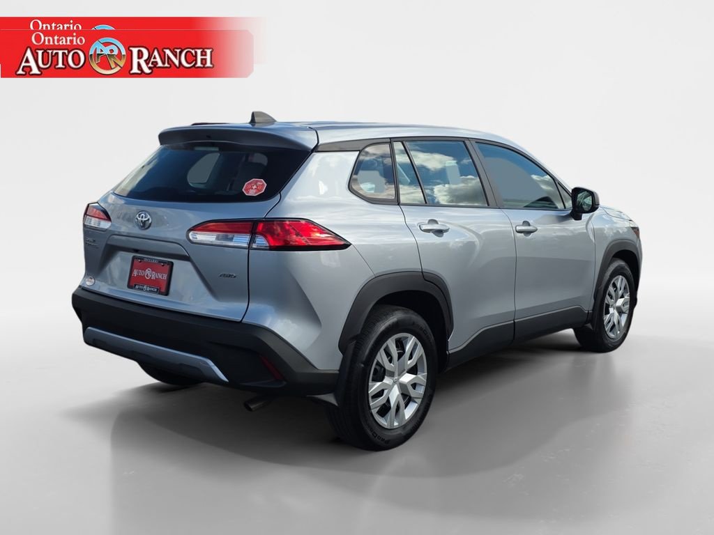 Used 2025 Toyota Corolla Cross L AWD/4WD image 5