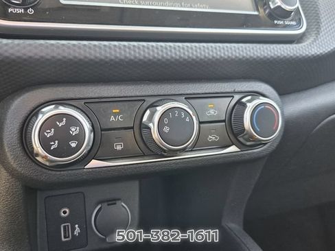 Used 2021 Nissan Kicks S FWD image 21