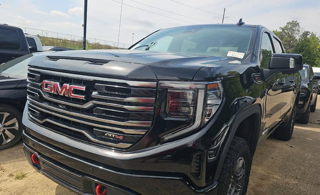Used 2026 GMC Sierra 1500 AT4 AWD/4WD image 1