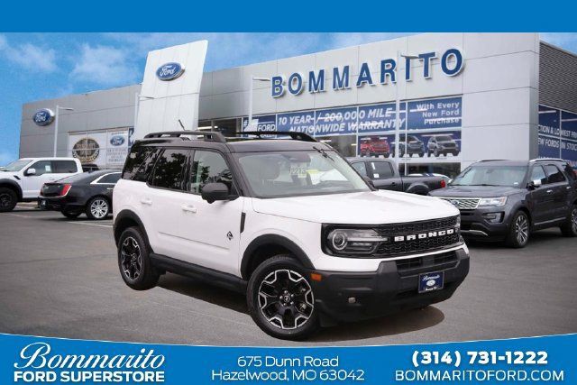 Used 2025 Ford Bronco Sport Outer Banks w/ Outer Banks Tech Package+ AWD/4WD image 1