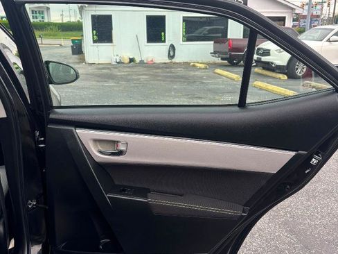 Used 2019 Toyota Corolla LE FWD image 31