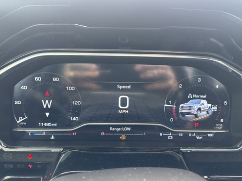 Used 2025 GMC Sierra 1500 SLT w/ SLT Premium Plus Package image 11