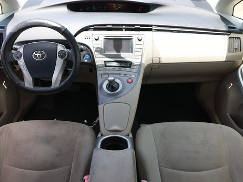 Used 2012 Toyota Prius Two FWD image 2