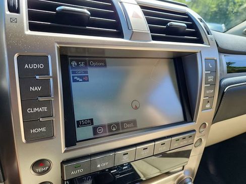 Used 2021 Lexus GX 460 Premium w/ Premium Package AWD/4WD image 21