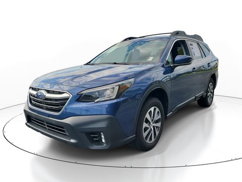Used 2021 Subaru Outback Premium w/ Popular Package #1 AWD/4WD image 3