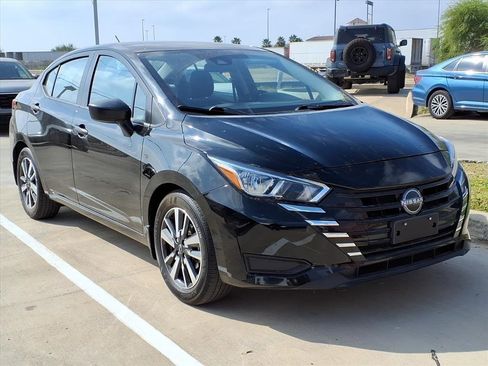 Used 2024 Nissan Versa S w/ S Plus Package image 1