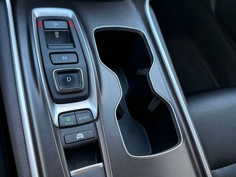 Used 2022 Honda Accord Sport image 15