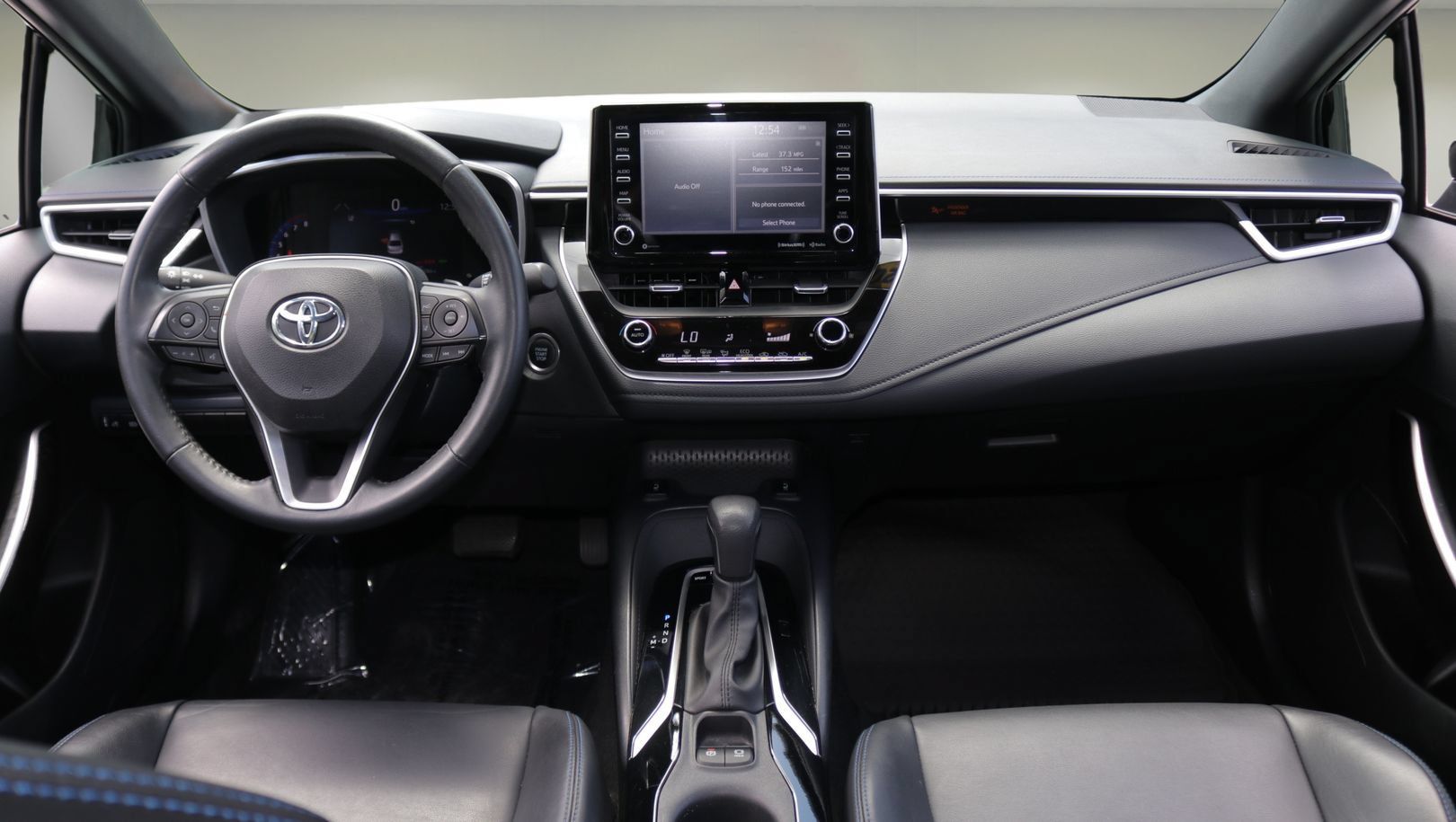 Used 2020 Toyota Corolla XSE FWD image 13