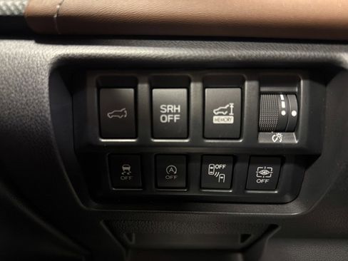 Certified 2024 Subaru Forester Touring w/ Pop Package 2 image 25