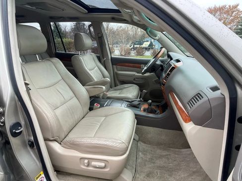 Used 2004 Lexus GX 470 image 19
